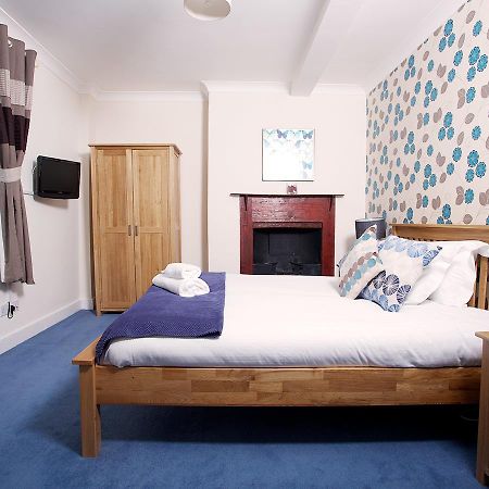 Ashburton Court 79 Bed and Breakfast Buitenkant foto